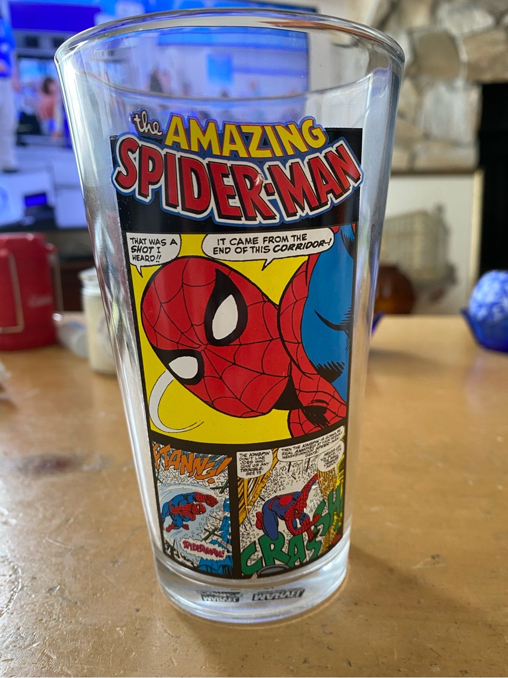 Marvel The Amazing Spider-Man Comic Pint Glass Vandor LLC - Red Blue Yellow